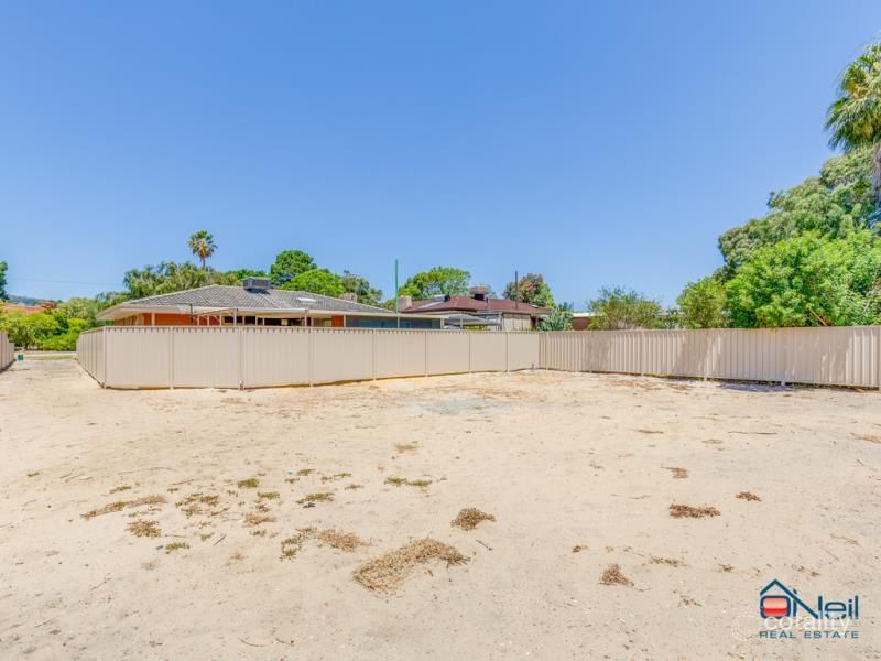 13a Bunney Rd, Kelmscott, WA 6111