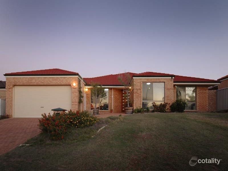 6 Langbank Cl, Kinross, WA 6028