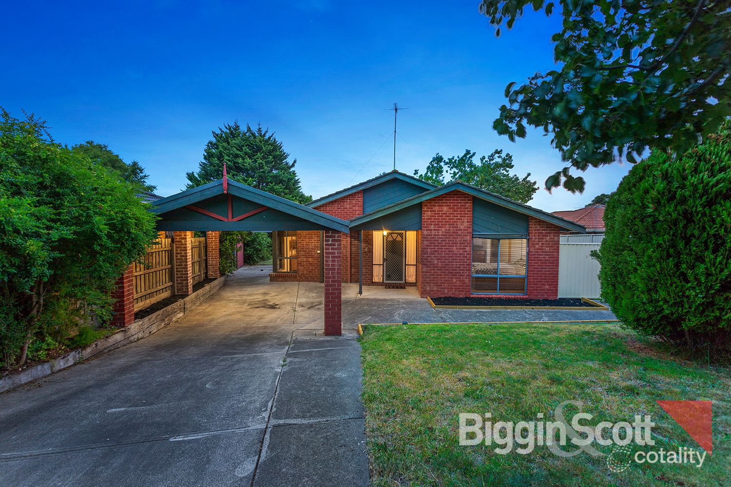 63 Ravensthorpe Cres, Narre Warren, VIC 3805
