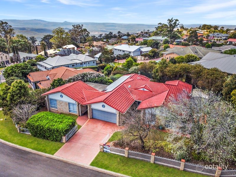 24 Windemere Tce, Mount Lofty, QLD 4350