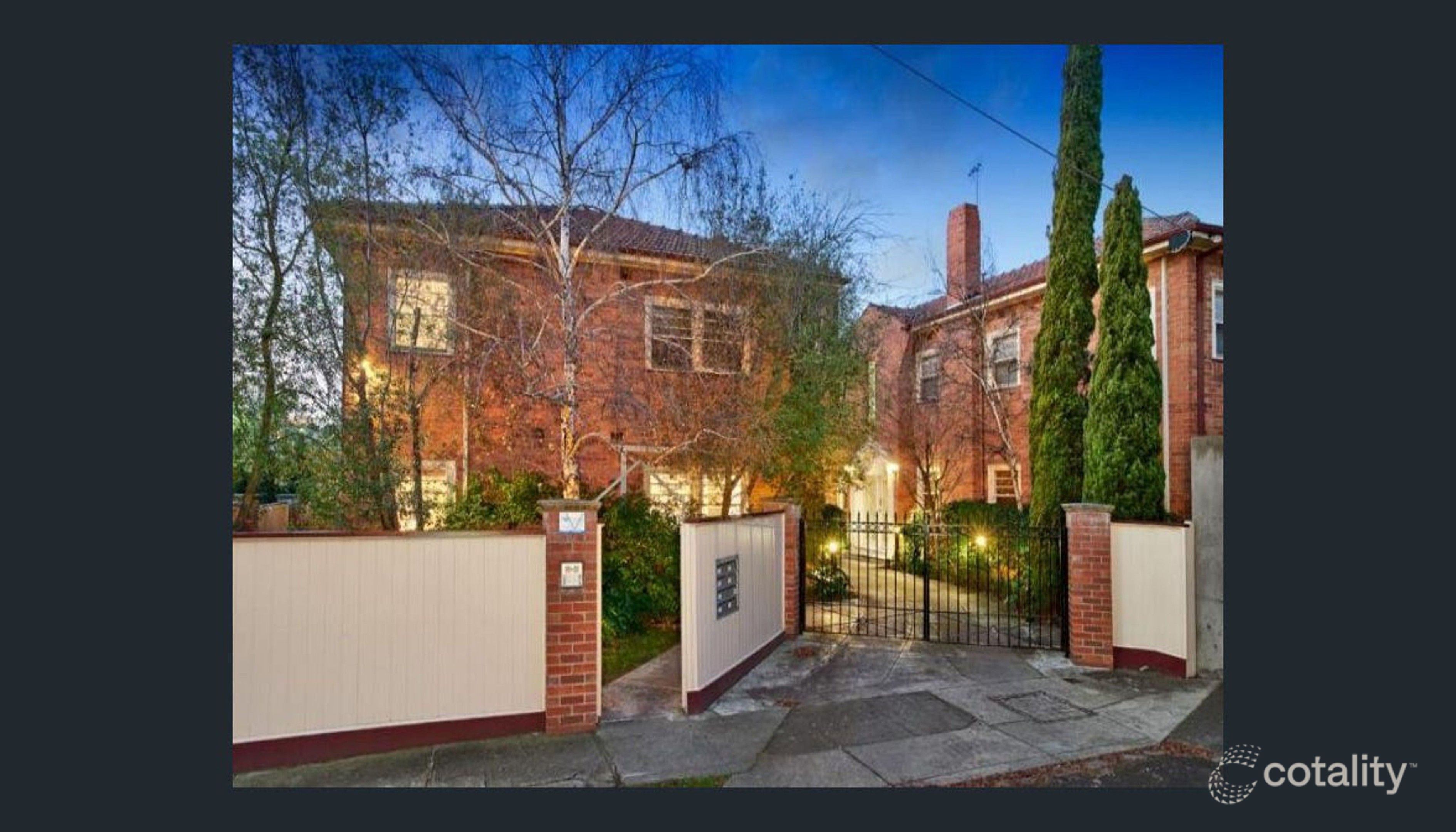 2/7 Ormsby Gr, Toorak, VIC 3142