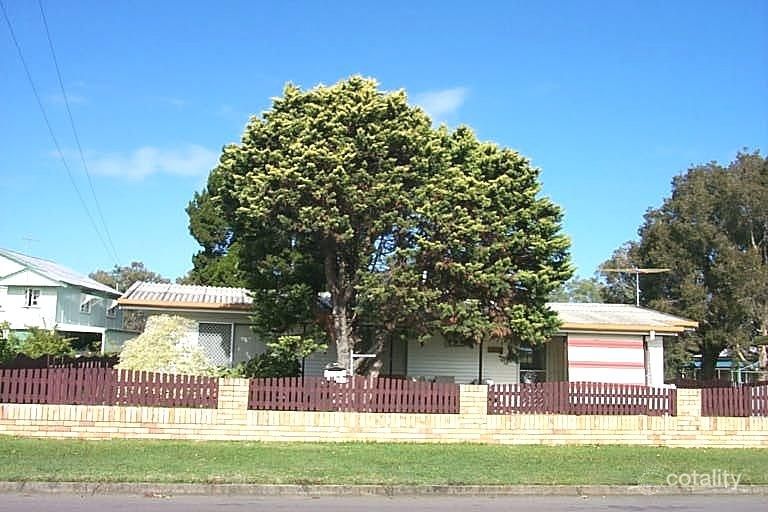 12 Hall Ave, Bongaree, QLD 4507