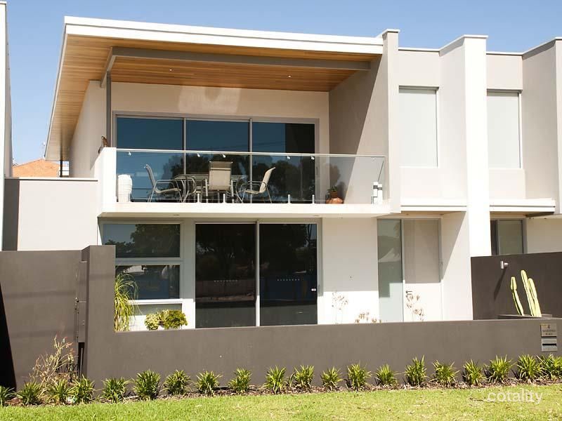 4 Wavertree Pl, Leederville, WA 6007