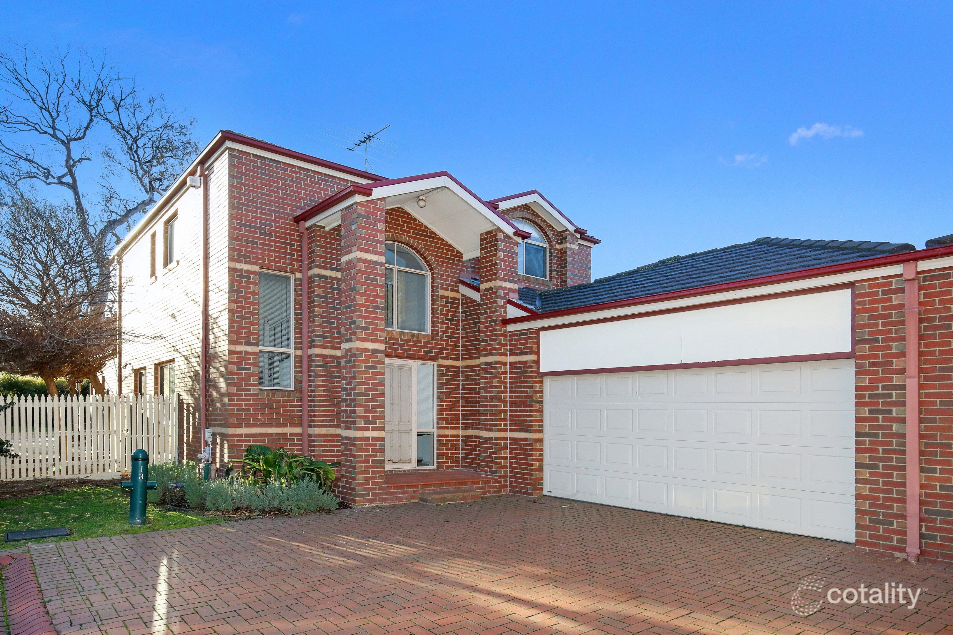 13 Hummingbird Pl, South Morang, VIC 3752