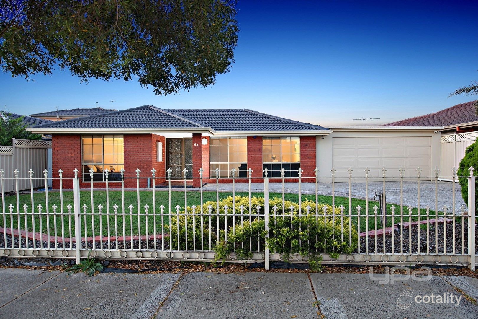 61 Shakespeare Dr, Delahey, VIC 3037