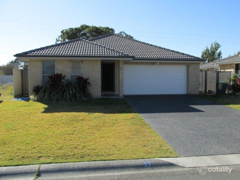 27 Correa Cl, Tuncurry, NSW 2428
