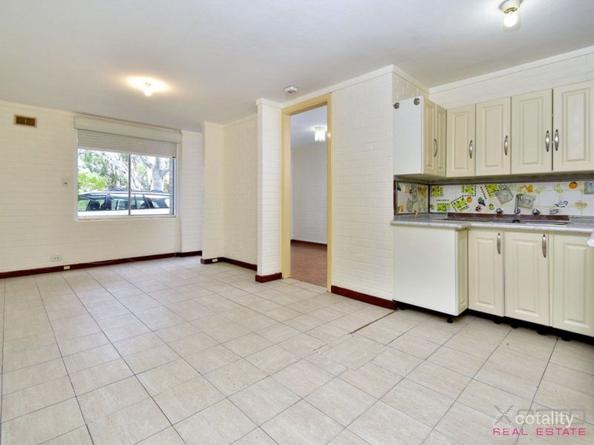 8/3 Russell Ave, North Perth, WA 6006