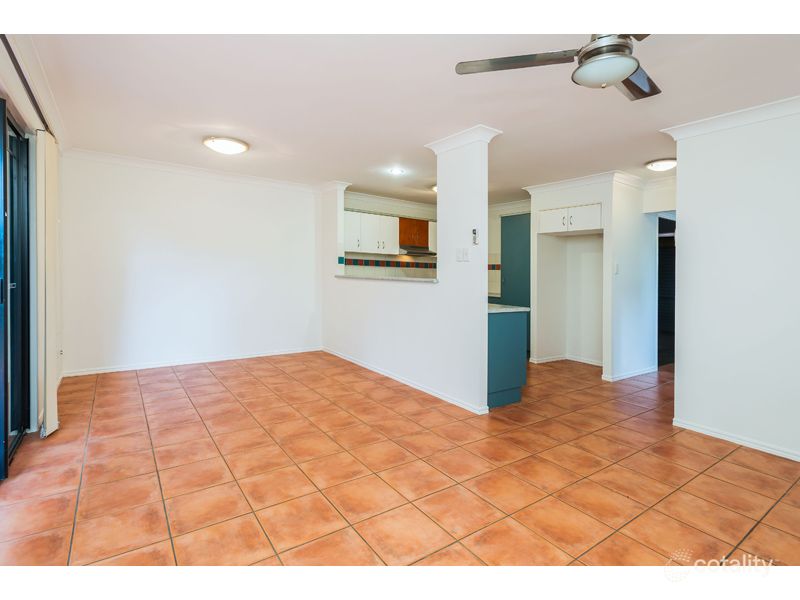 1/18 Delavan St, Wishart, QLD 4122