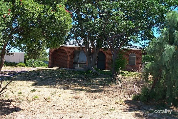 6 Emba Pl, Two Rocks, WA 6037