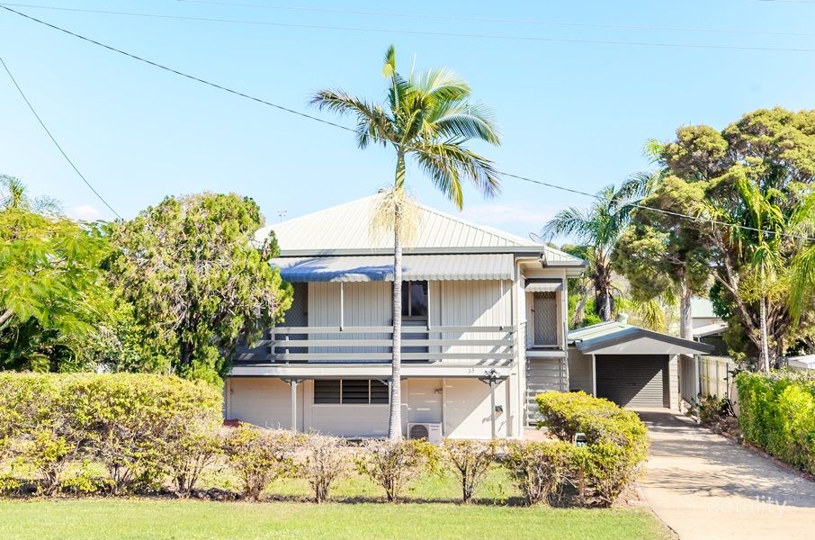 33 Golding St, Barney Point, QLD 4680