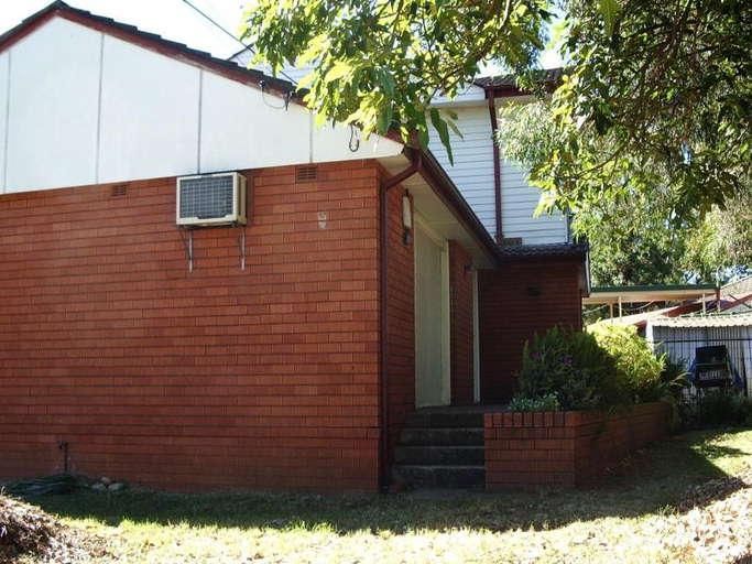 7 Avon Pl, Toongabbie, NSW 2146