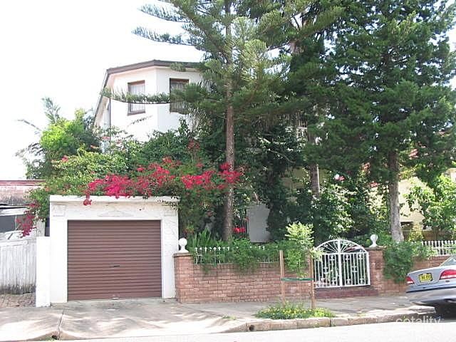 8 Greenbank St, Marrickville, NSW 2204