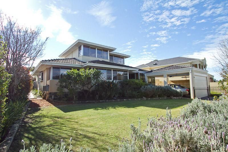 4 Coronation St, Doubleview, WA 6018