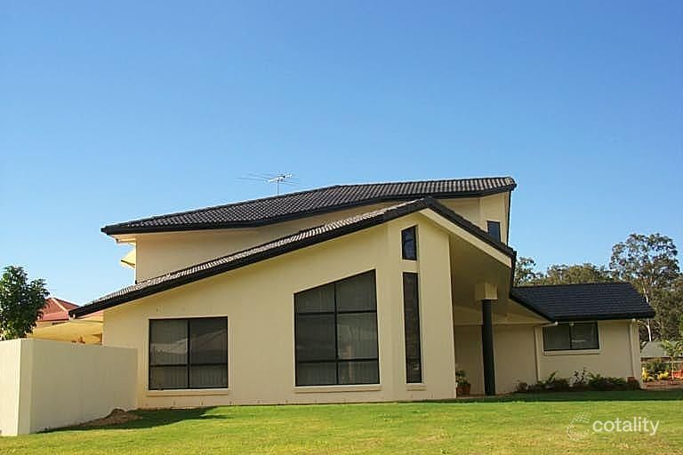 22 Mahogany Dr, Albany Creek, QLD 4035