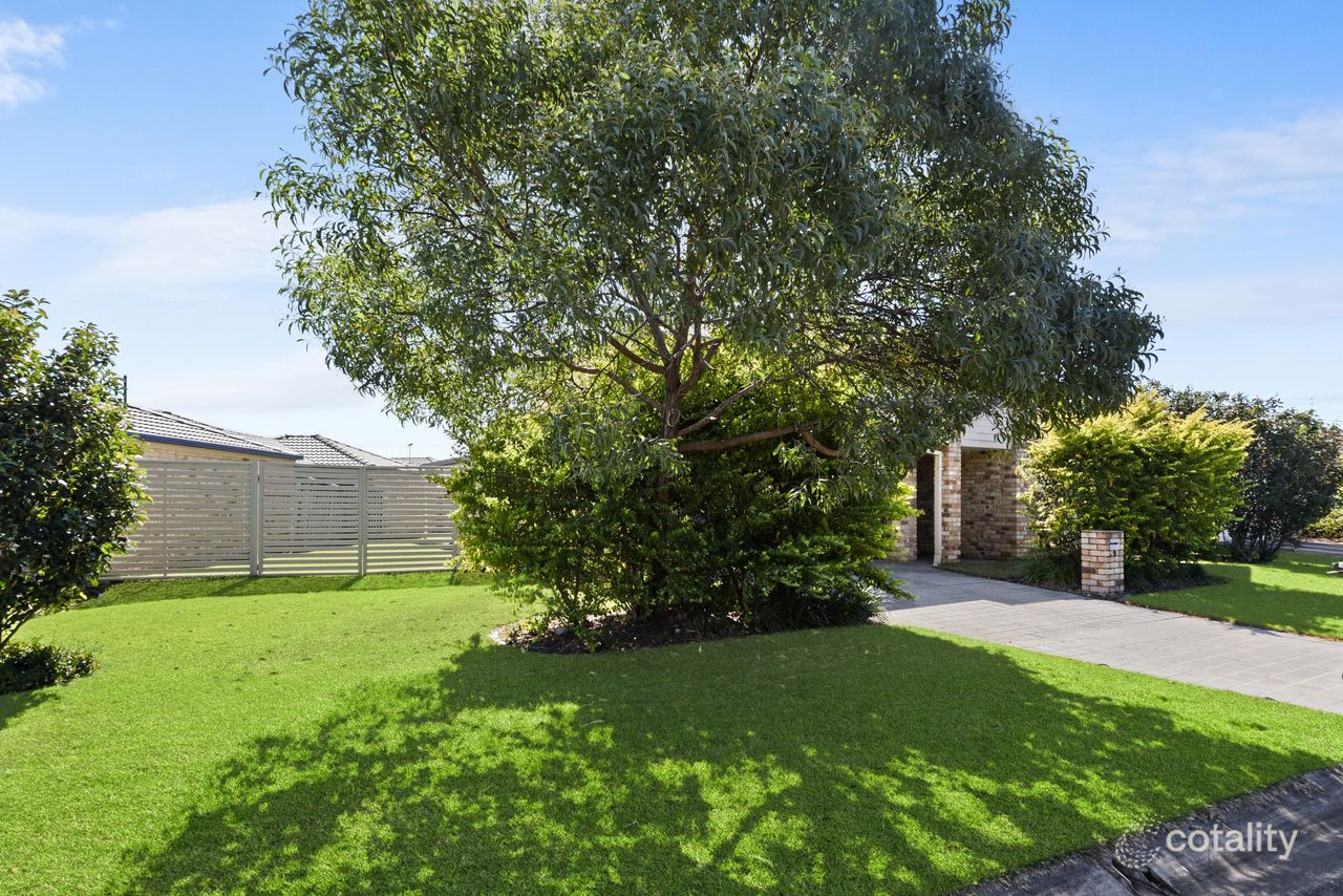 5 Village Way, Bracken Ridge, QLD 4017