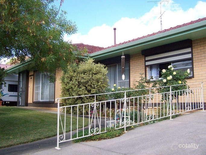 38 Memorial Dr, Naracoorte, SA 5271