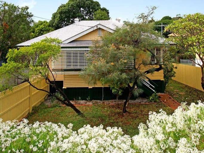 16 Orford St, Tarragindi, QLD 4121