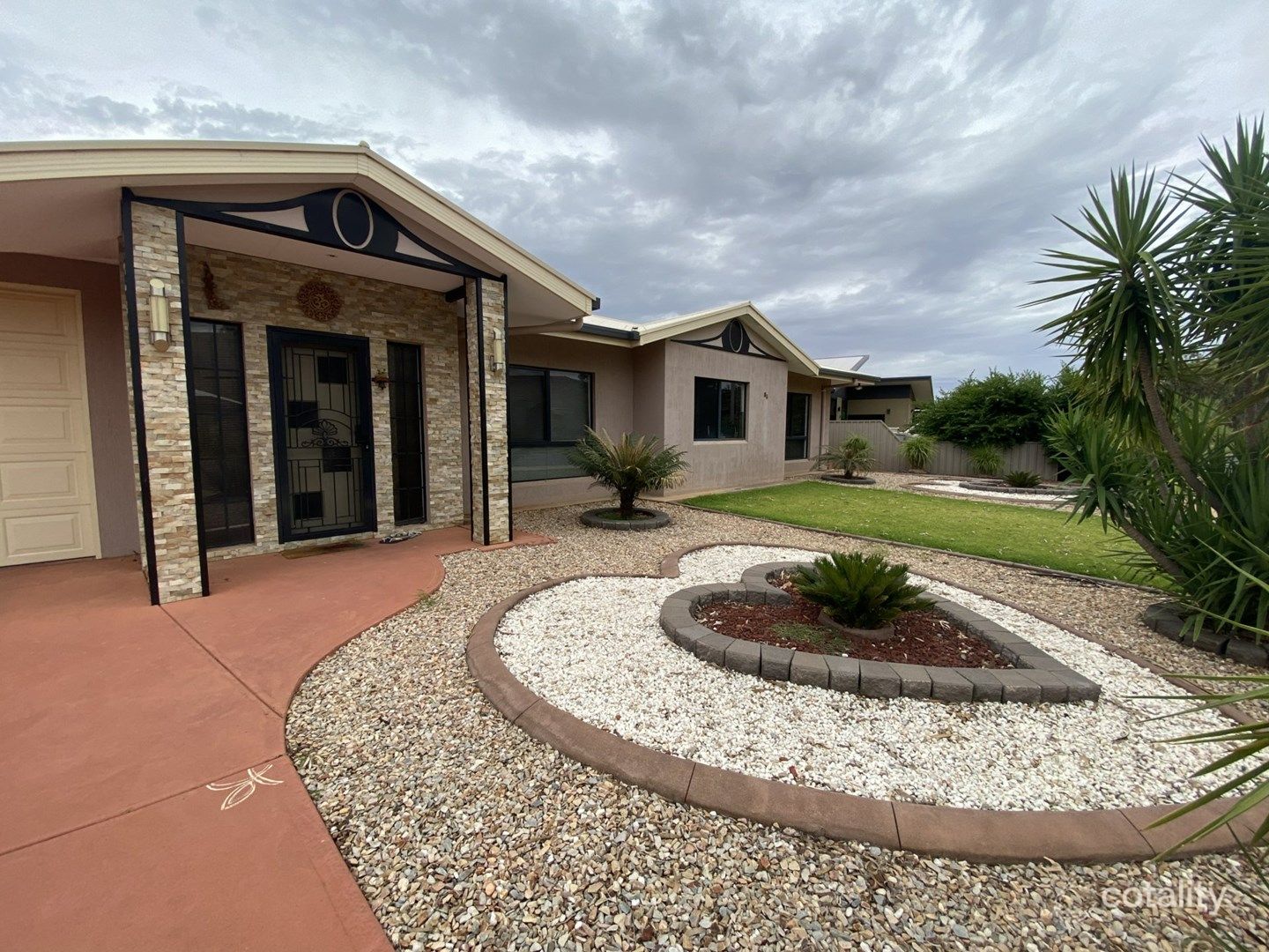 86 Albrecht Dr, Larapinta, NT 0875