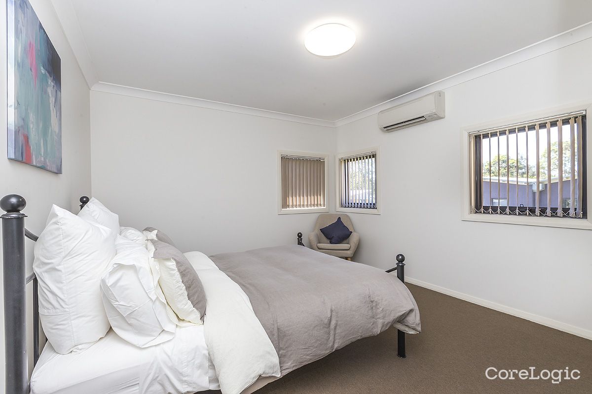 14 Kestrel Cct, Shortland, NSW 2307
