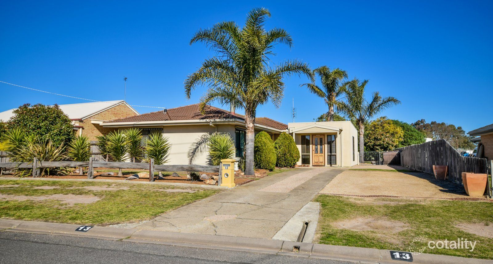 13 Lara Cl, Paynesville, VIC 3880