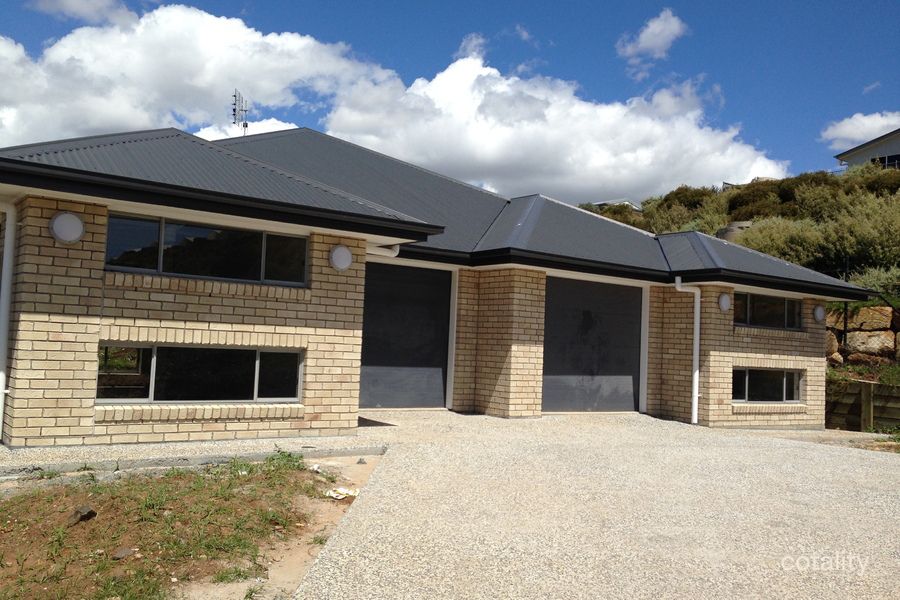 2/20 Alpine Ct, Cranley, QLD 4350