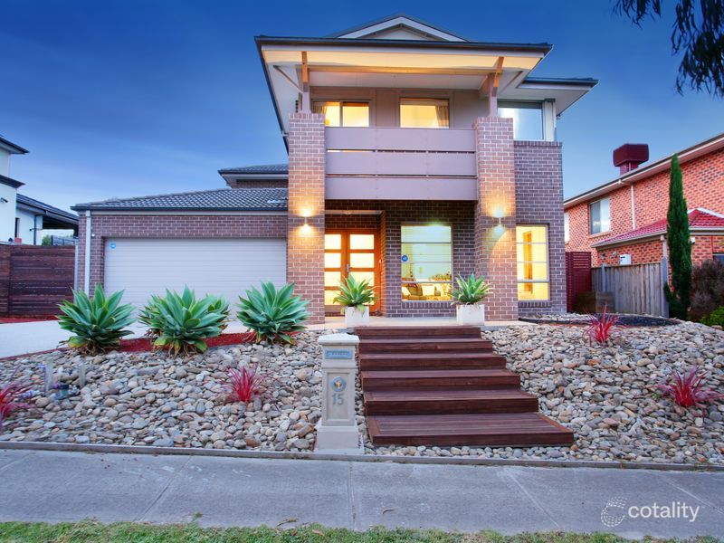 15 Ascent Dr, Cranbourne North, VIC 3977