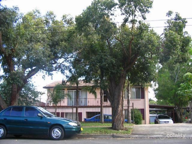 69 Kingswood Rd, Engadine, NSW 2233