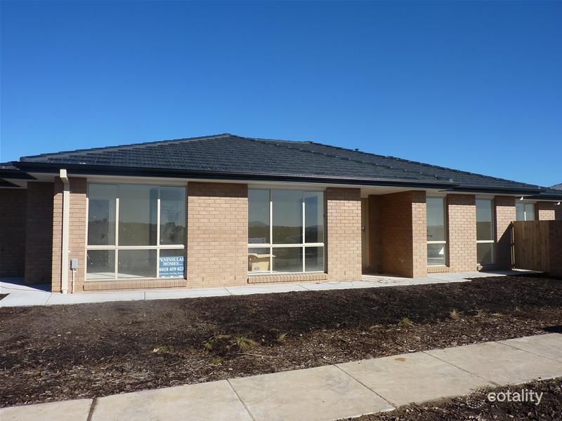 41 Ida Birchall Cres, Macgregor, ACT 2615