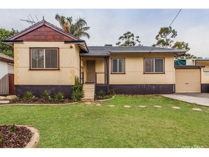 30 Bingfield Rd W, Medina, WA 6167