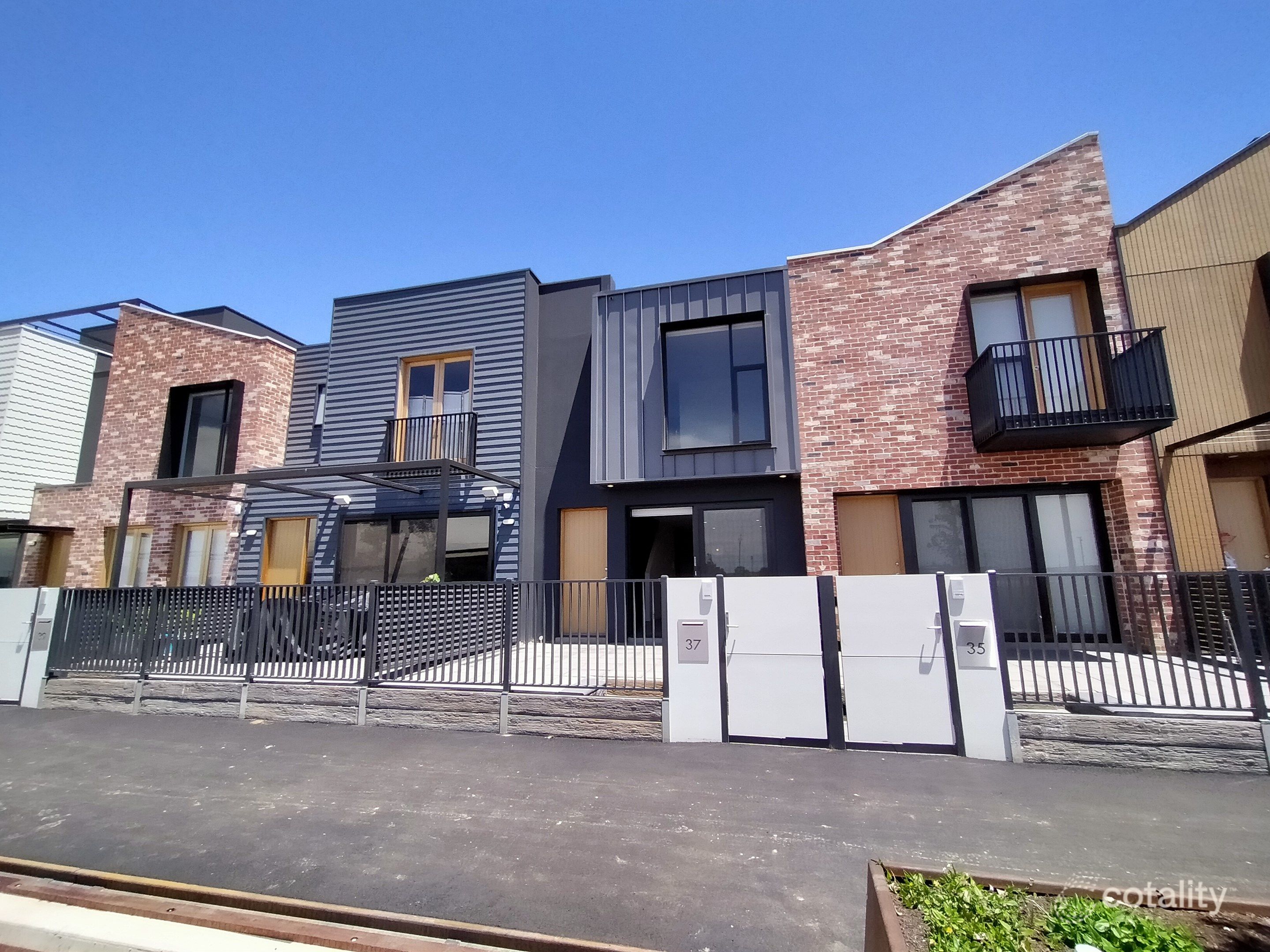 37 Albany Lane, Port Adelaide, SA 5015