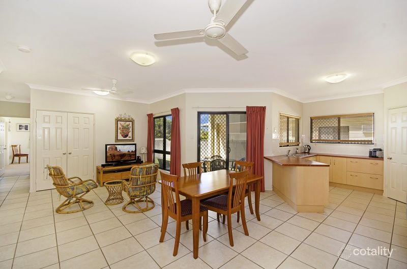 28 Hilton Way, Mount Louisa, QLD 4814