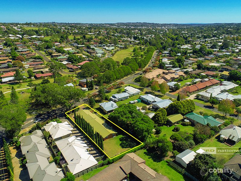 240 Mackenzie St, Rangeville, QLD 4350