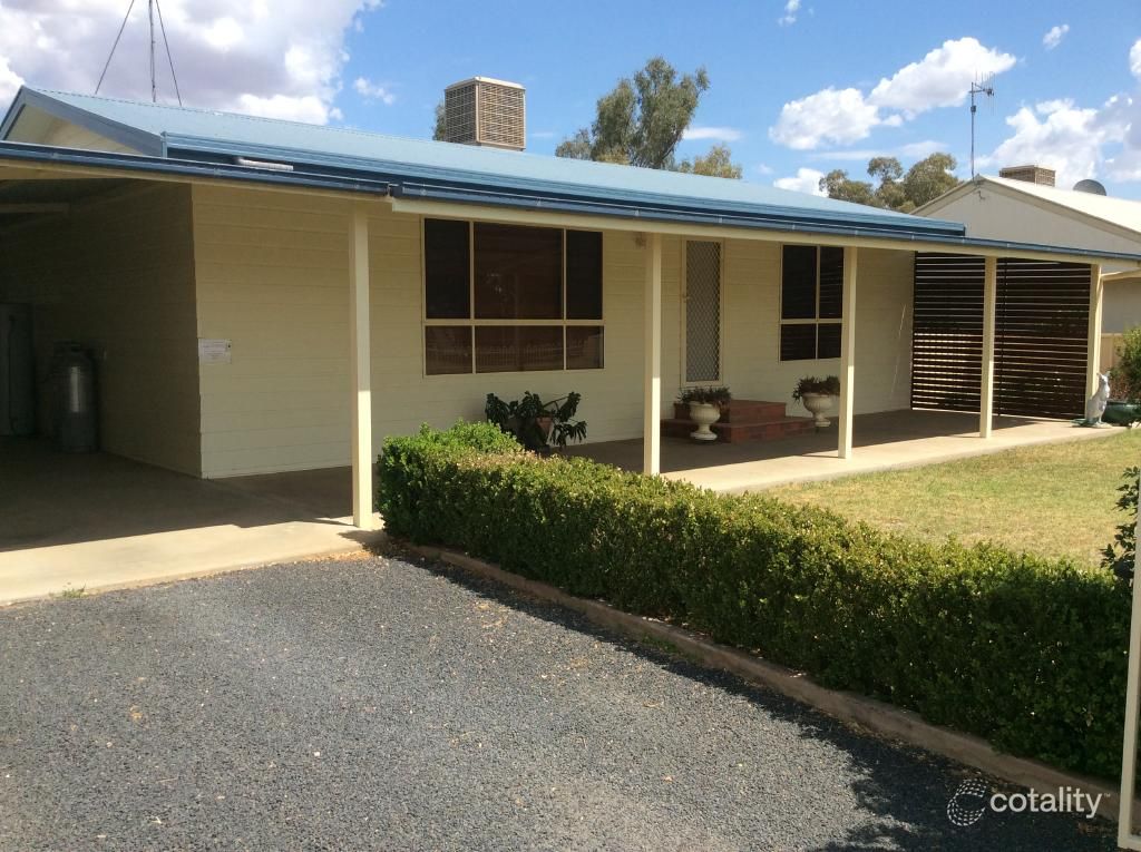 42 Enmore St, Trangie, NSW 2823