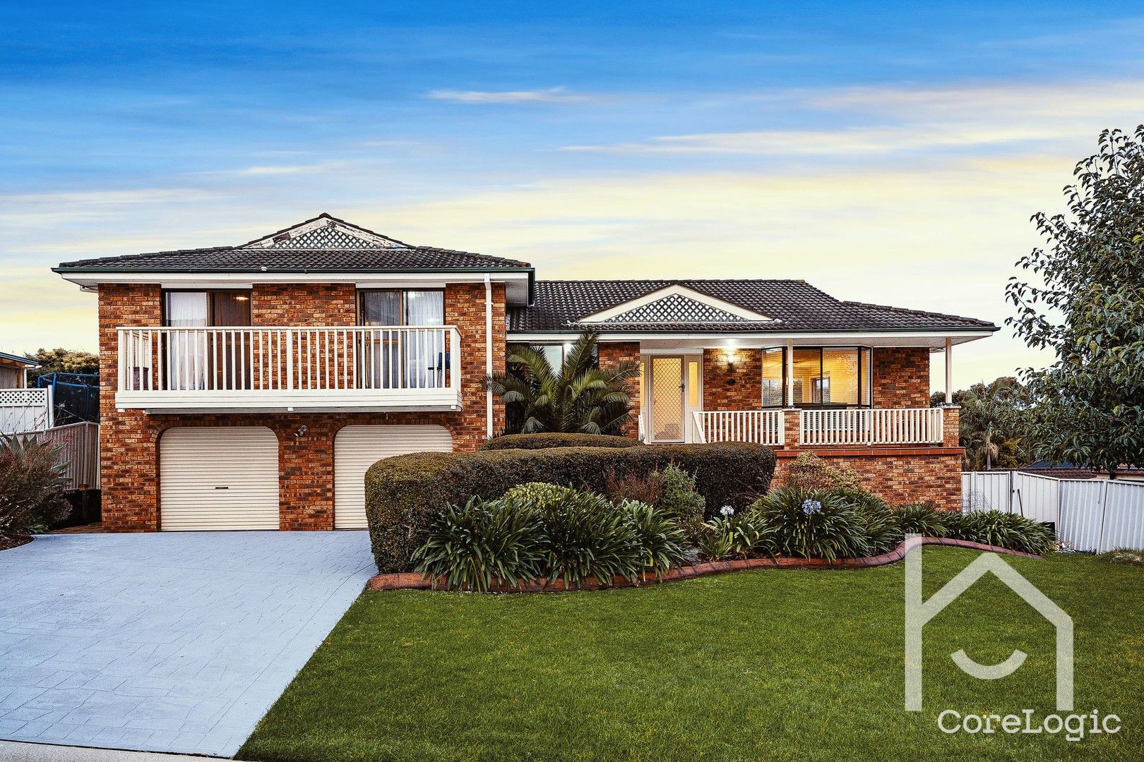 4 Hillside Pl, Glen Alpine, NSW 2560