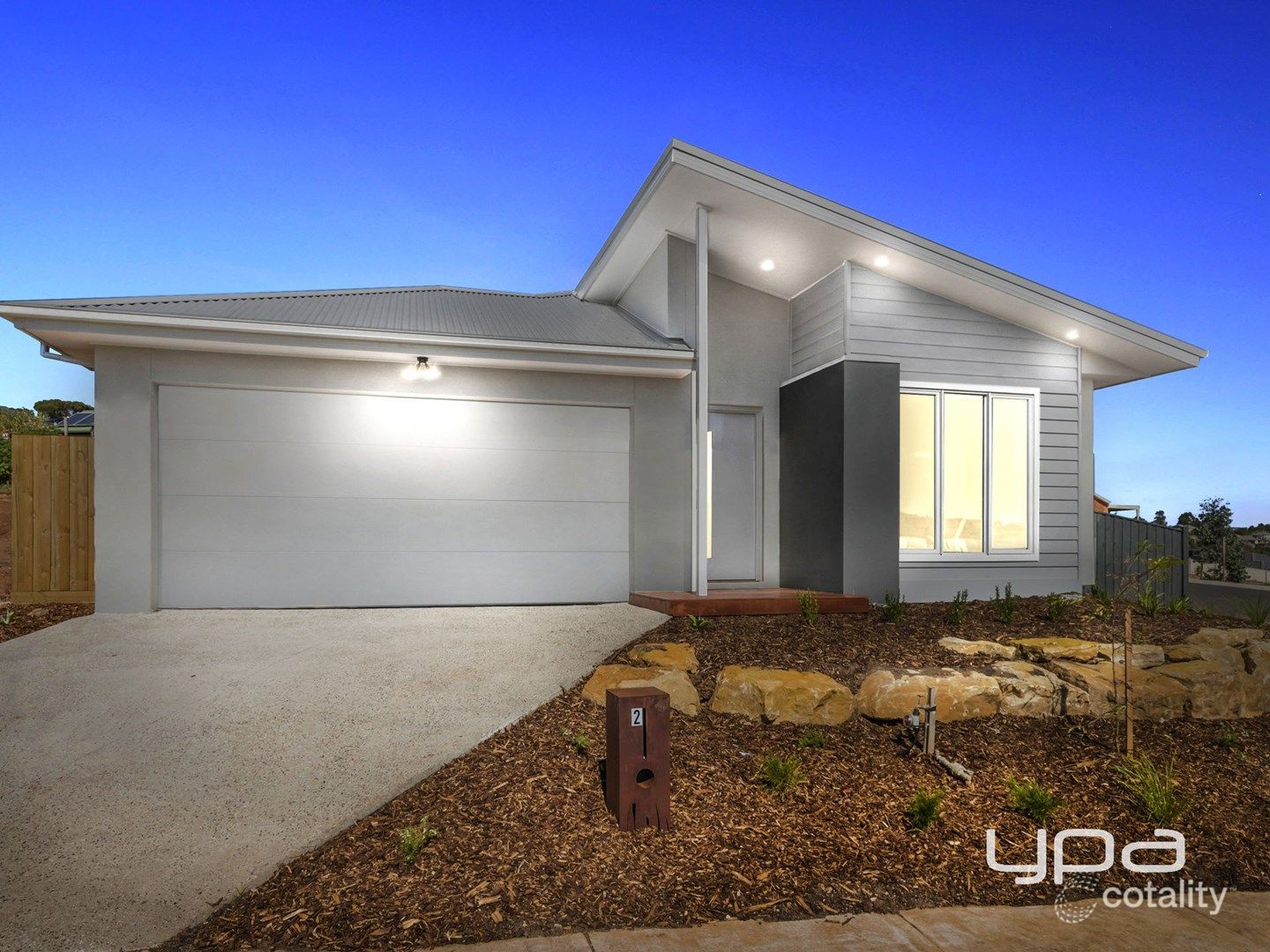 2 Lismore Cct, Bacchus Marsh, VIC 3340