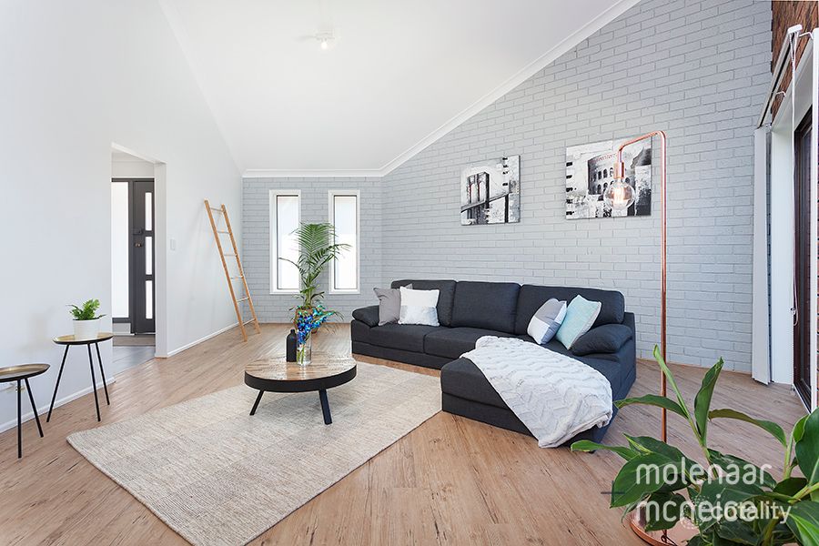 22 Narelle Cres, Woonona, NSW 2517