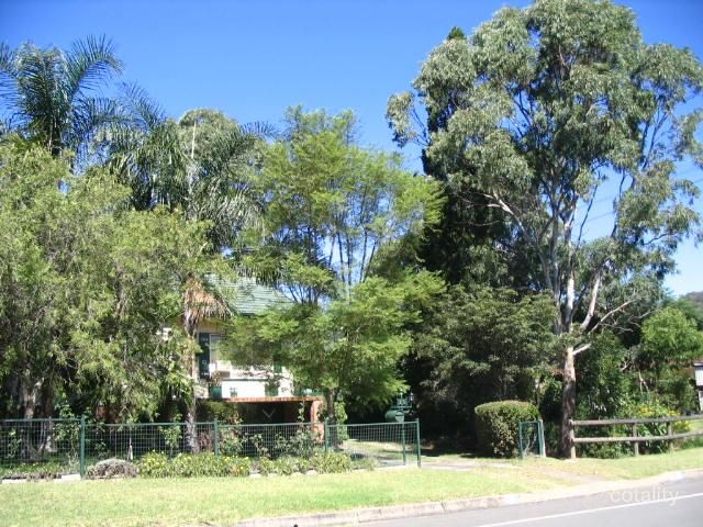 25 Simpson Pde, Albion Park, NSW 2527