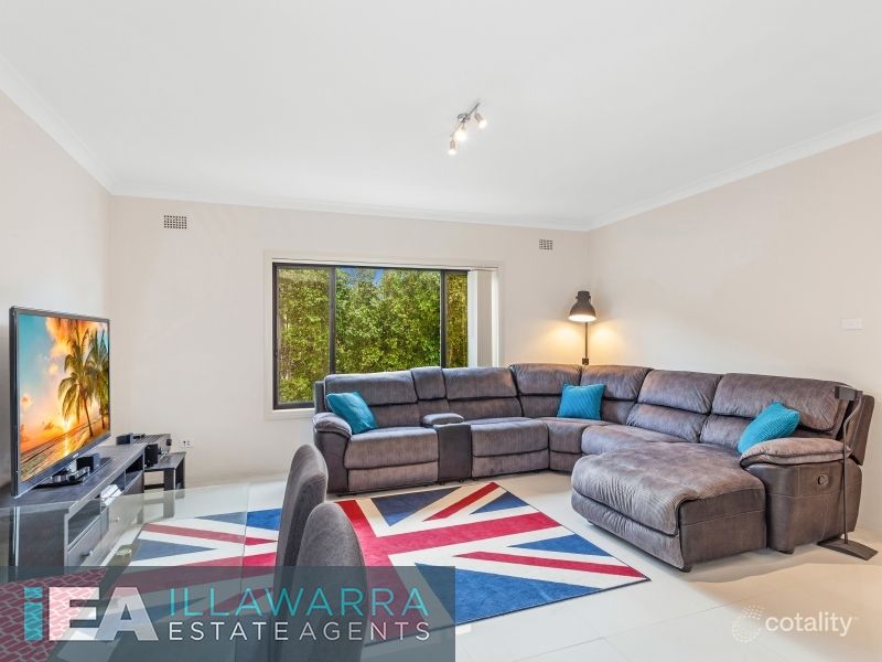 2/8 Miller St, Coniston, NSW 2500