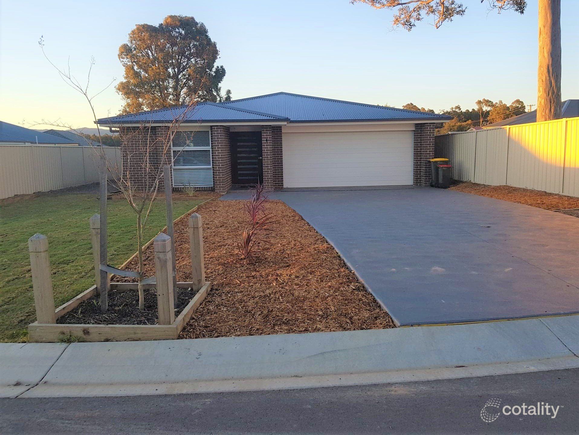 4 Evergreen Pl, South Nowra, NSW 2541
