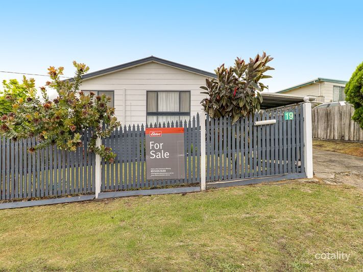 19 West Cres, Lakes Entrance, VIC 3909