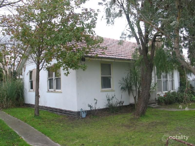 10 Churchill Sq, Colac, VIC 3250