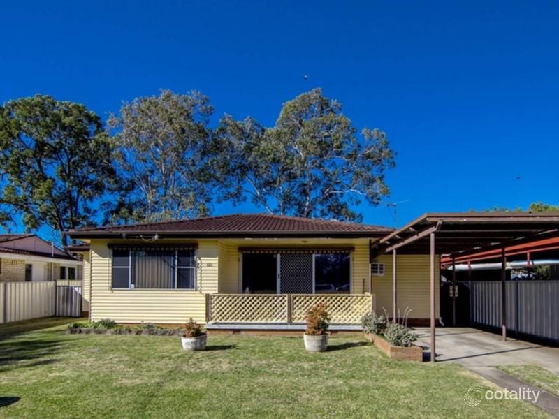 828 Macquarie Dr, Croudace Bay, NSW 2280