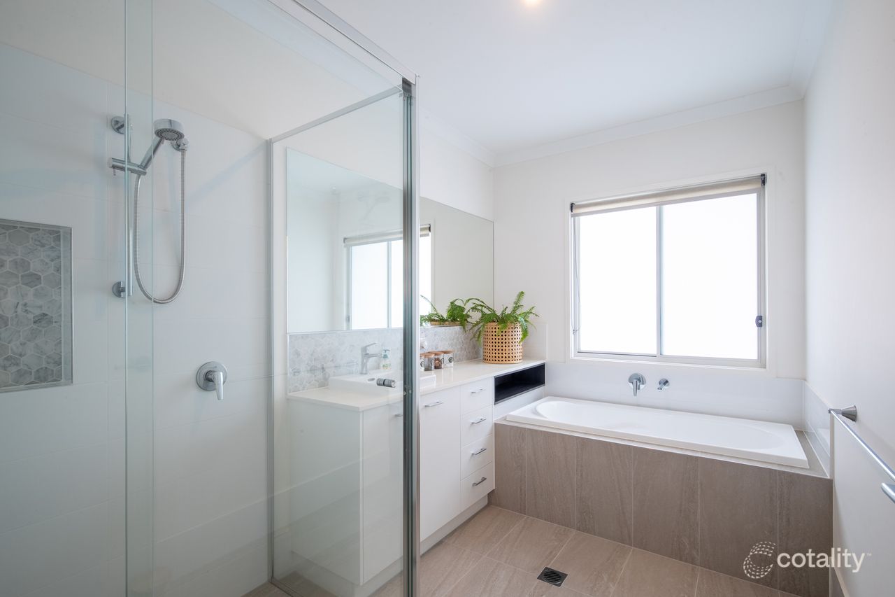 226 Paradise Cct, Maroochydore, QLD 4558