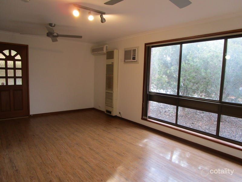 4/14-18 Brunel Cl, Lara, VIC 3212