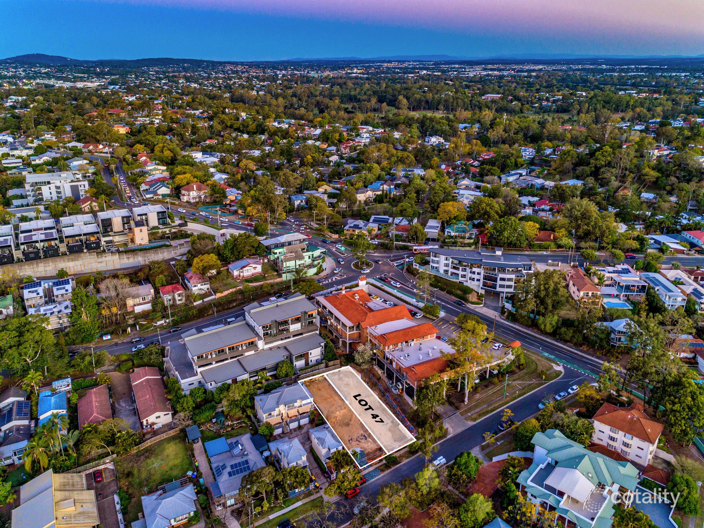 15 Alexandra Ave, Taringa, QLD 4068