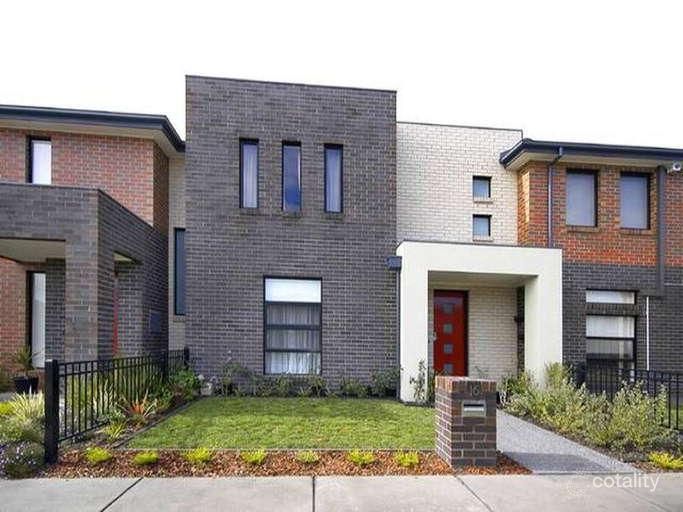 16 Evergreen Bvd, Clayton South, VIC 3169