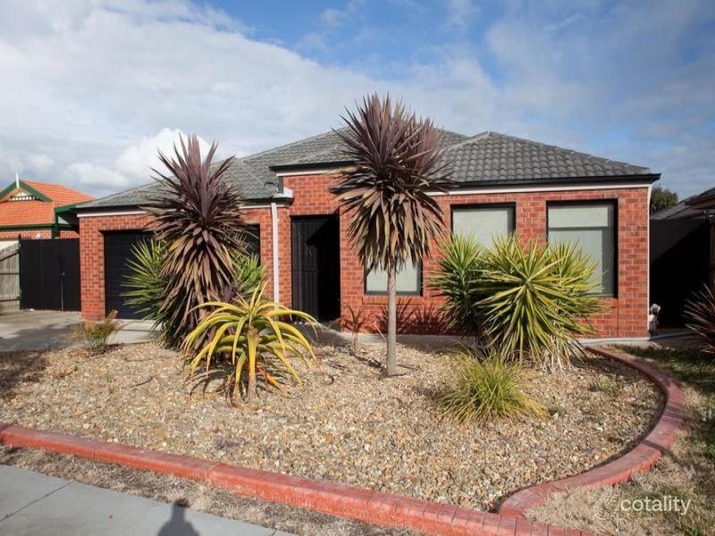 9 Orchardview Gr, Sunbury, VIC 3429