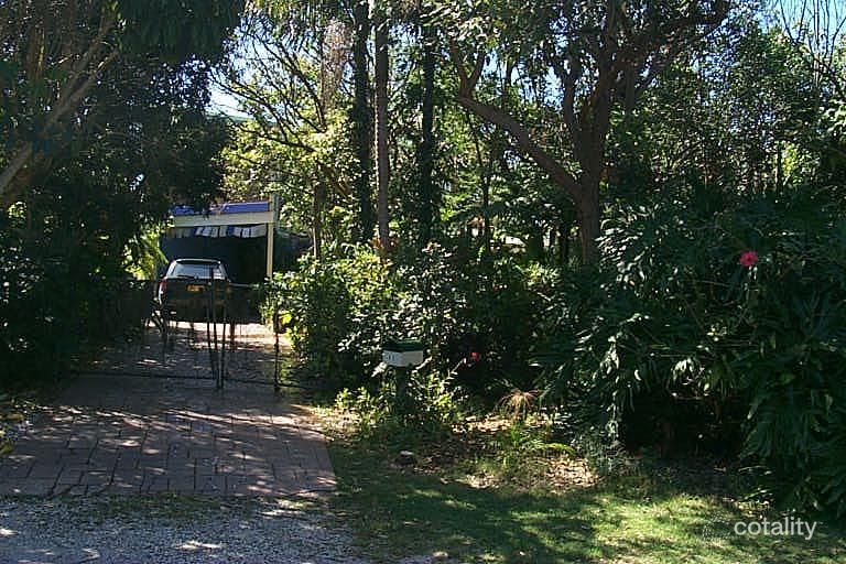 13 Armstrong St, Suffolk Park, NSW 2481