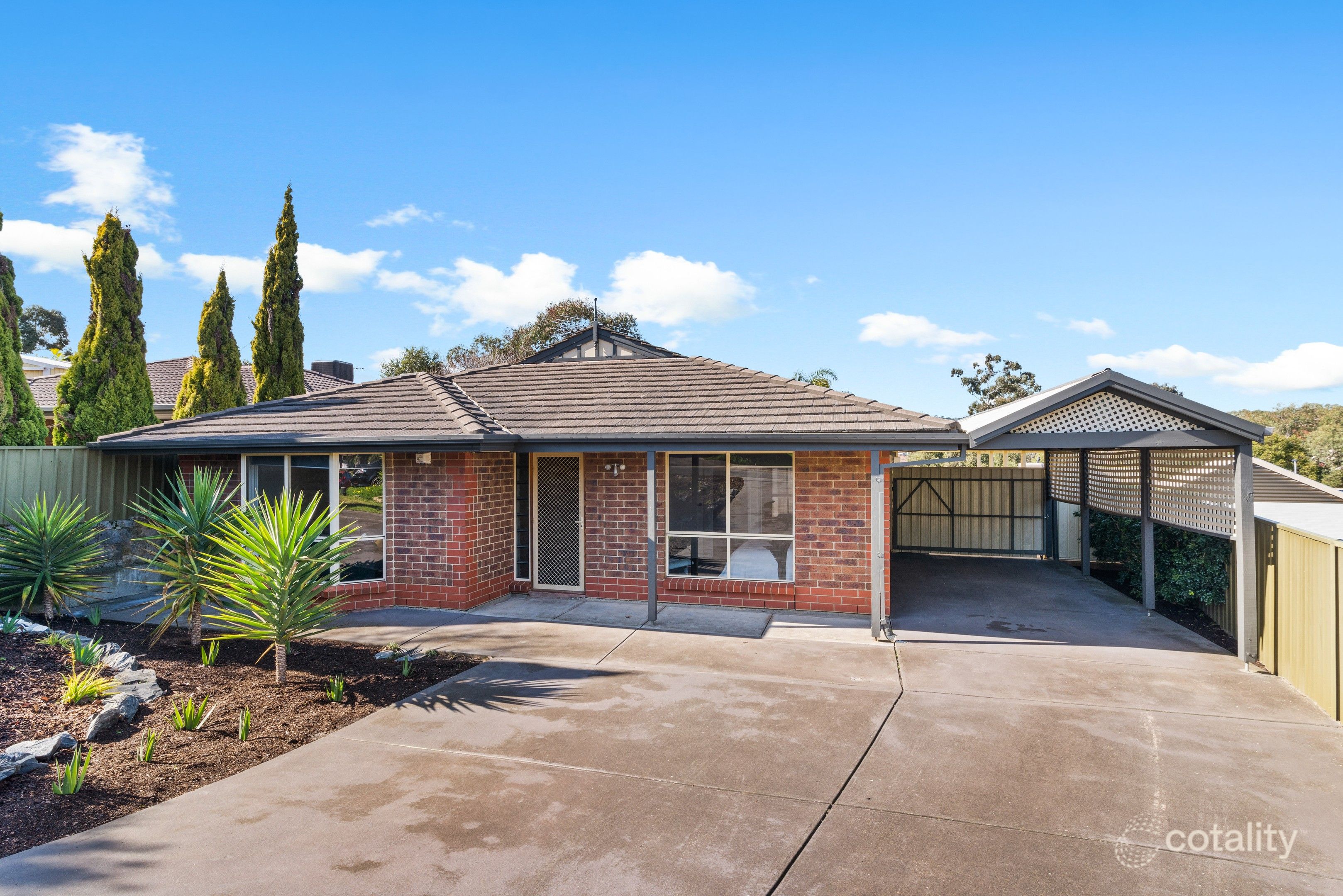 30 Hendrix Cres, Woodcroft, SA 5162