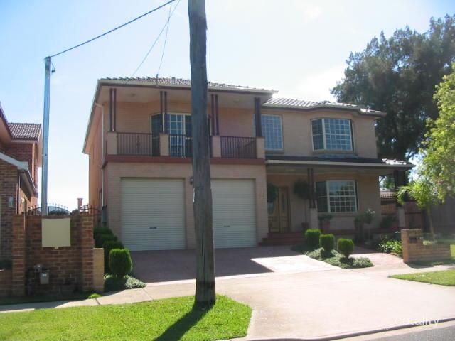 12 Gould St, Bankstown, NSW 2200